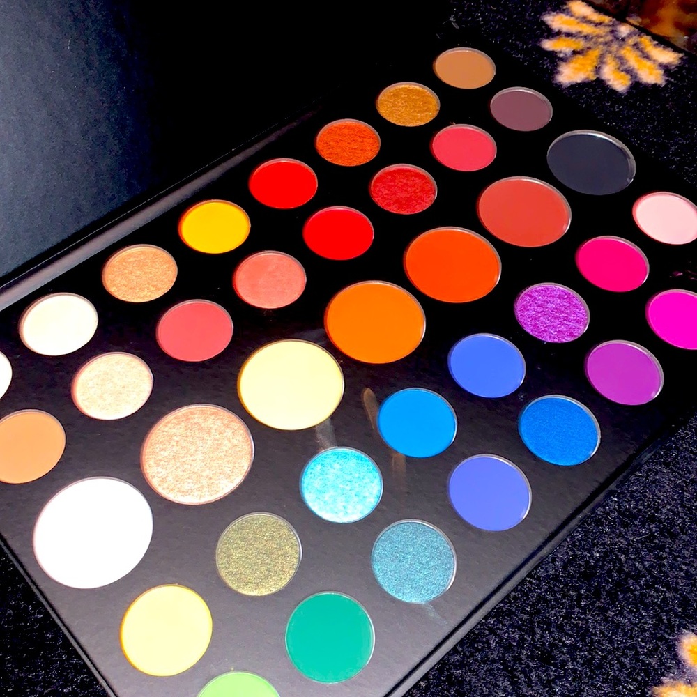 james charles palette eyeshadow